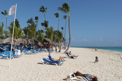 Strand von Punta Cana (Alexander Mirschel)  Copyright 
Informazioni sulla licenza disponibili sotto 'Prova delle fonti di immagine'